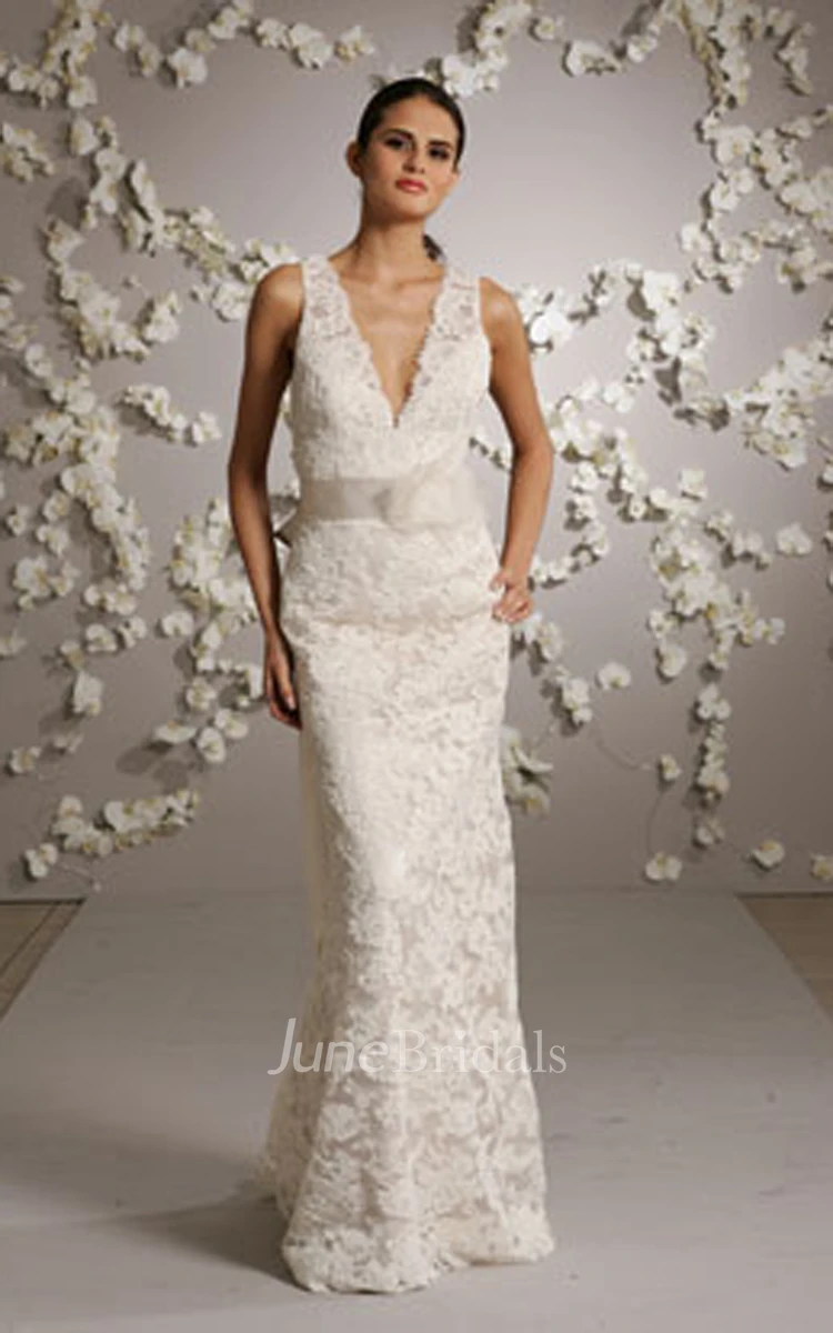Delicate Sleeveless V-Neck Lace Gown With Bow at Back