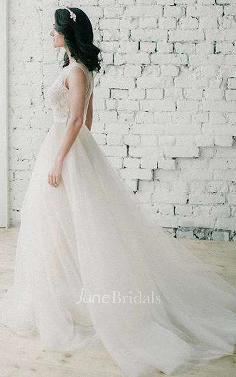 Scoop-Neck Cap-Sleeve A-Line Tulle Wedding Dress With Appliqued Top
