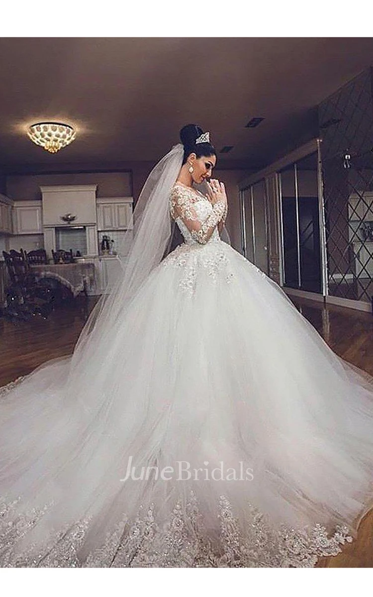 Elegant Ball Gown Wedding Dresses Lace Appliques O-Neck Long Sleeves Sweep  Train