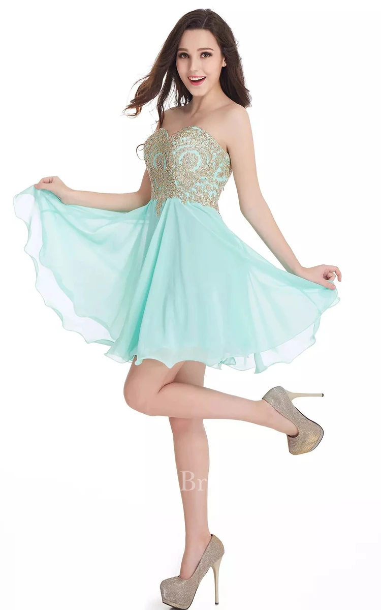 A-line Sweetheart Sleeveless Beading Lace Pleats Short Mini Chiffon Lace Homecoming Dress