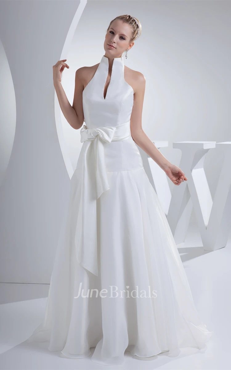 High-Neck A-Line Pleated Dress with Ribbon and Halter