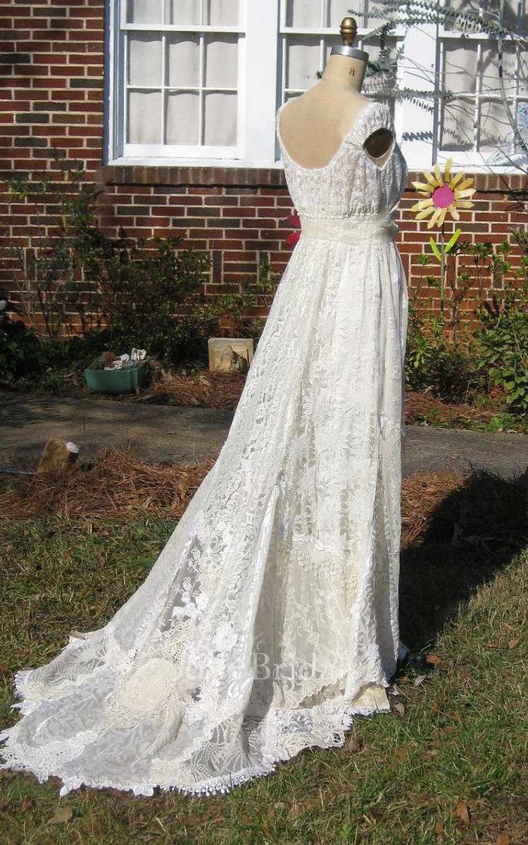 Cap-Sleeve Deep-V-Neck Vintage Lace Wedding Dress With Flower And Sweep Train