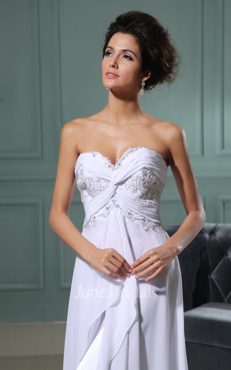 Sweetheart Sleeveless Crisscross Front Gathering Gown With Brush Train