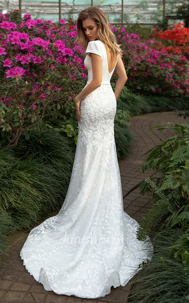 Mermaid Plunging Neckline Satin Beach Wedding Dress With Cap Sleeves And Appliques