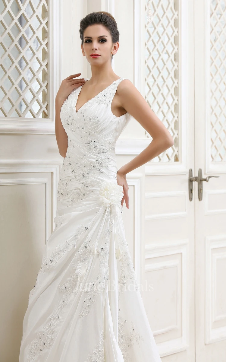 Enchanting Plunged Sleeveless Dress With Beading and Side Ruching
