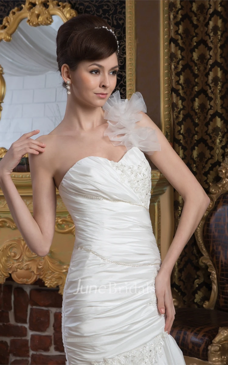 Sweetheart Criss-Cross Column Dress with Appliques and Single Strap