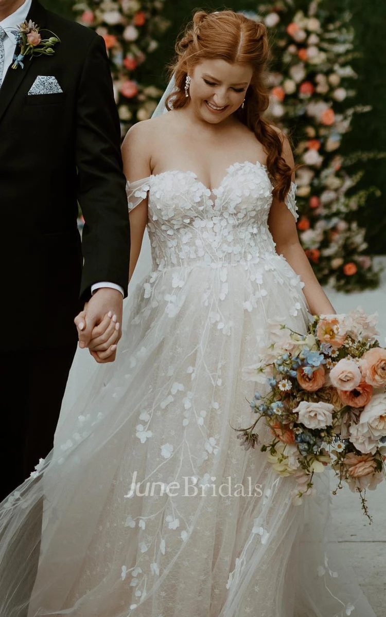 A-Line Sexy Off-the-Shoulder Romantic Multi-Layers Tulle Delicate Lace Applique Trailing Wedding Dress