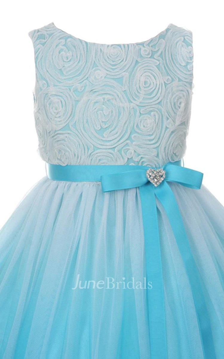 Sleeveless A-line Tulle Dress With Pleats and Bow