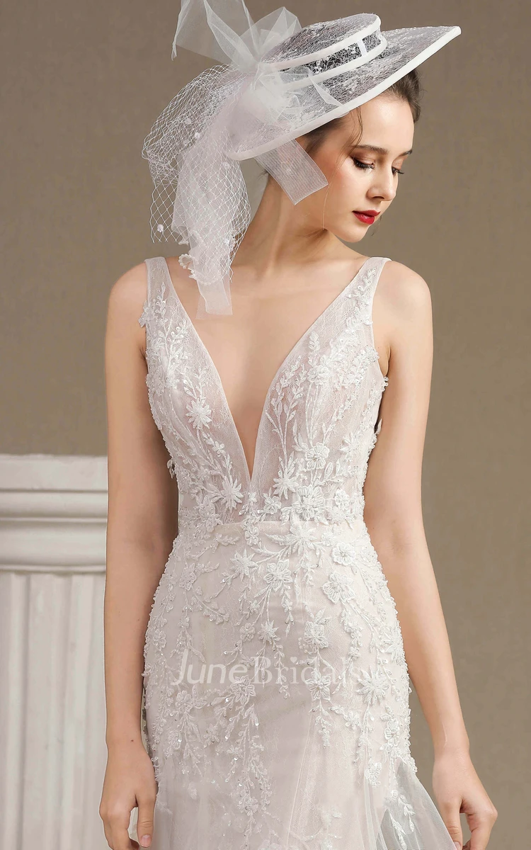 Lace Illusion Sleeveless Plunging Mermaid Appliqued Open Back Wedding Dress With Chapel Train
