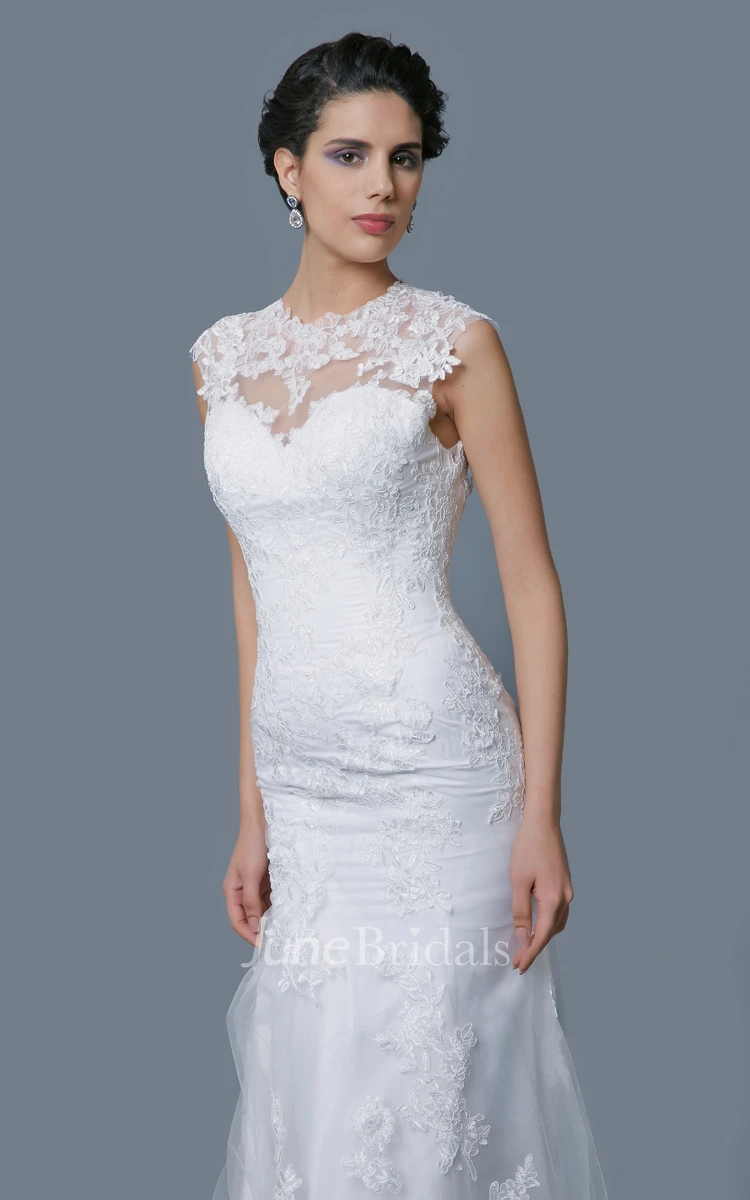 Cap-Sleeved Lace and Tulle Mermaid Dress With Keyhole Back