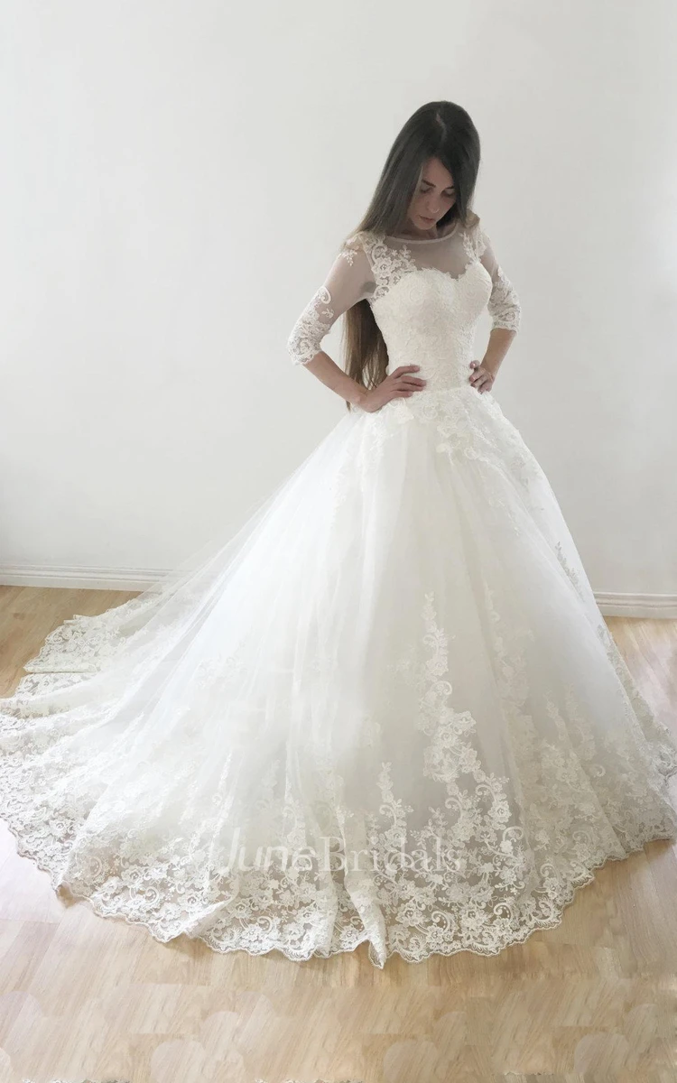 Ball Gown Tulle Lace Satin Weddig Dress With Button