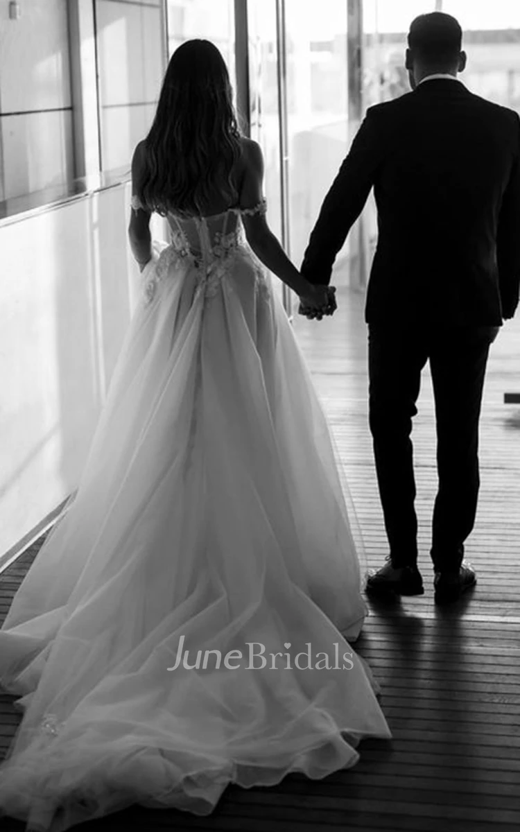 Glamorous A Line Off-the-shoulder Tulle Chapel Train Wedding Dress