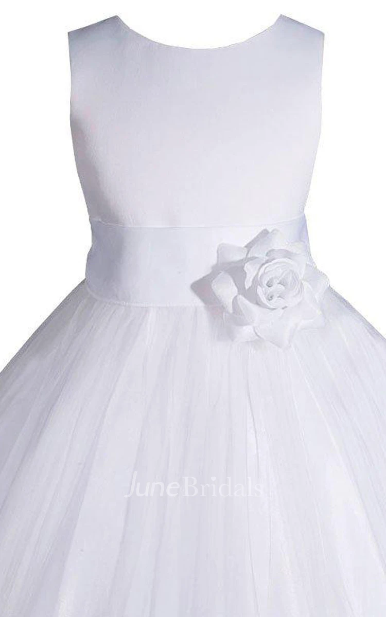 Sleeveless A-line Pleated Dress With Petals and Bow