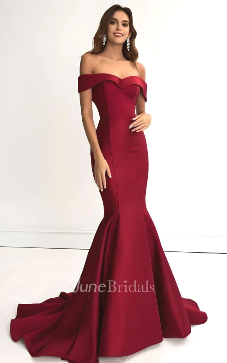Simple Mermaid Off-the-shoulder Satin Sleeveless Evening Dress with Train Sexy Ethereal Modern Floor-length