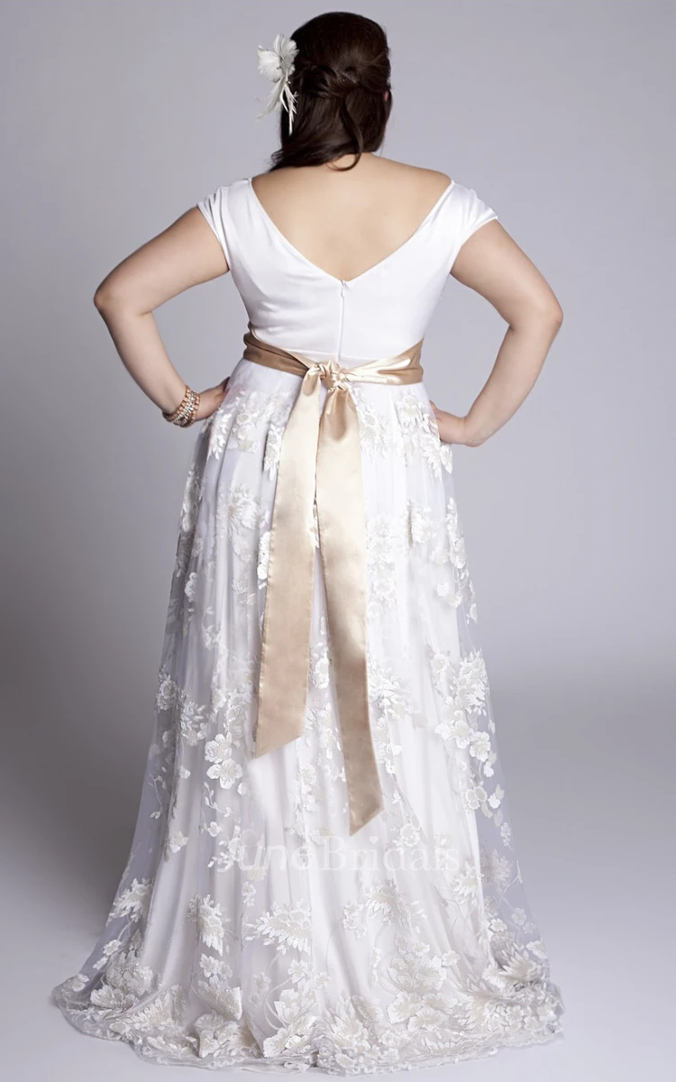 Plus Size Off-Shoulder A-Line Vintage Lace Floor Length Wedding Gown With Sash