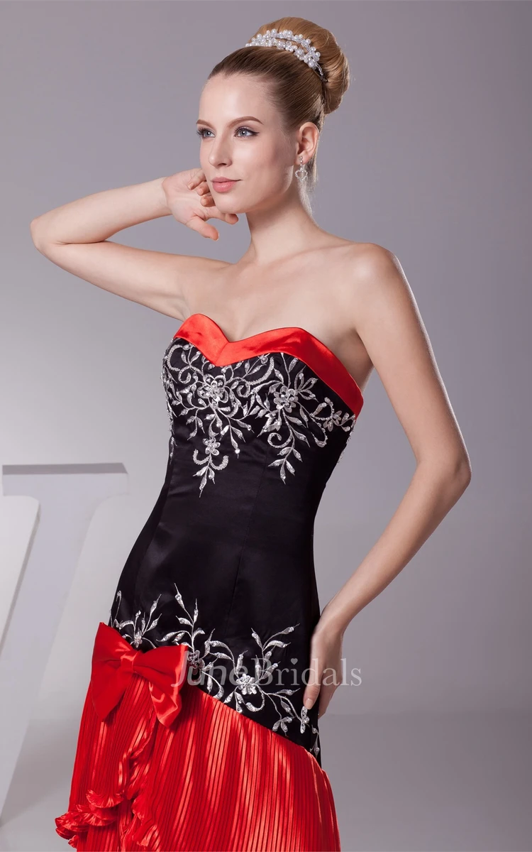 Sweetheart Tiered Front-Split Dress with Bow and Embroideries
