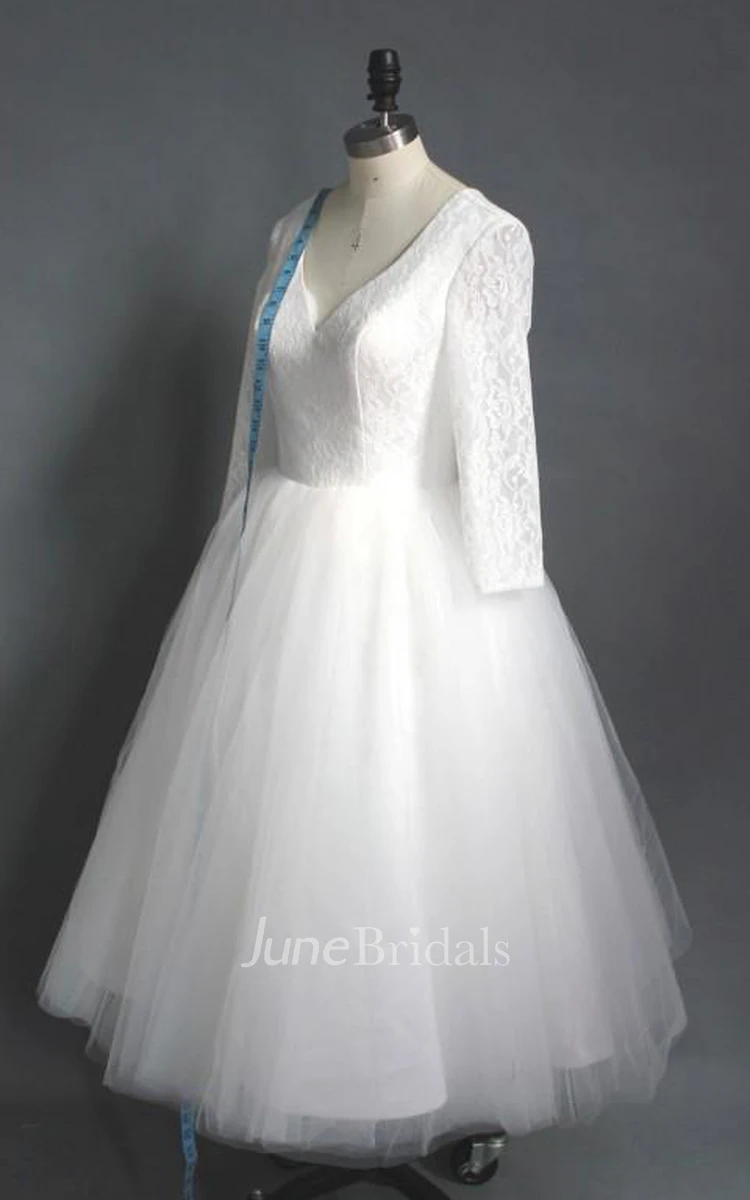 Tea Length High Quality A-line V Neck Lace Top Puffy Tulle Short Wedding Dress with Sleeves