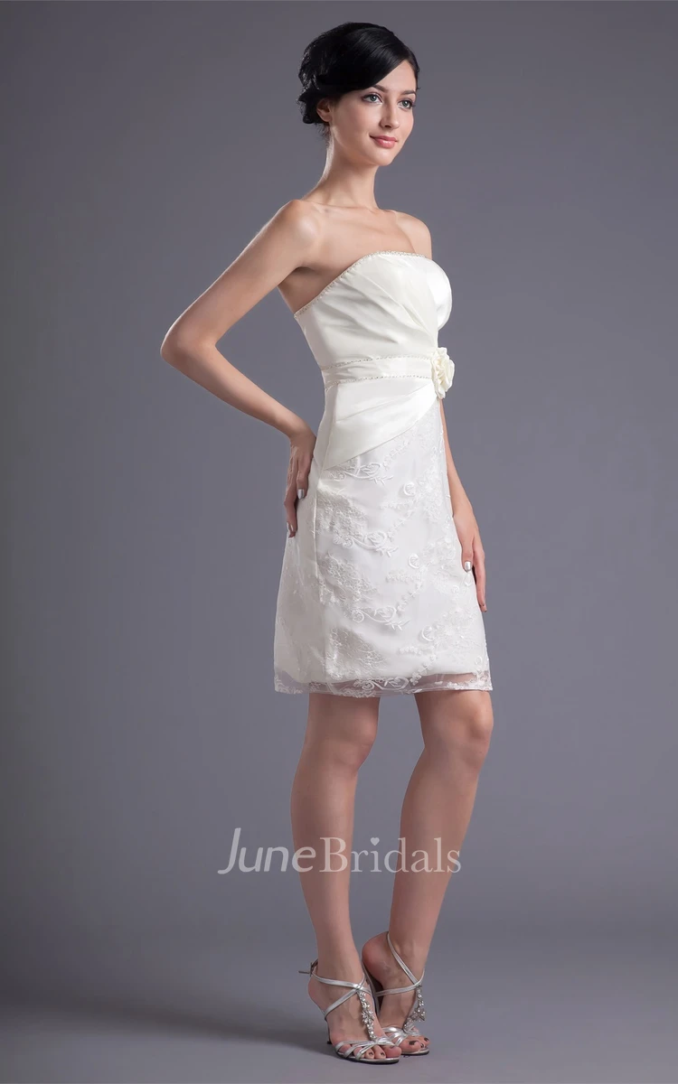 strapless body-fitting short lace dress with flower