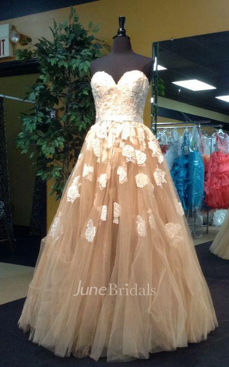 Floor-length Lace Appliqued A-line Tulle Ballgown
