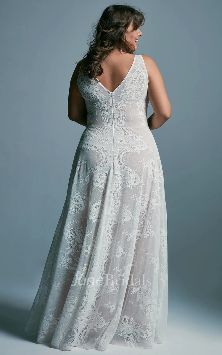 Simple Style A Line Lace Plus Size Wedding Dress with Ruching