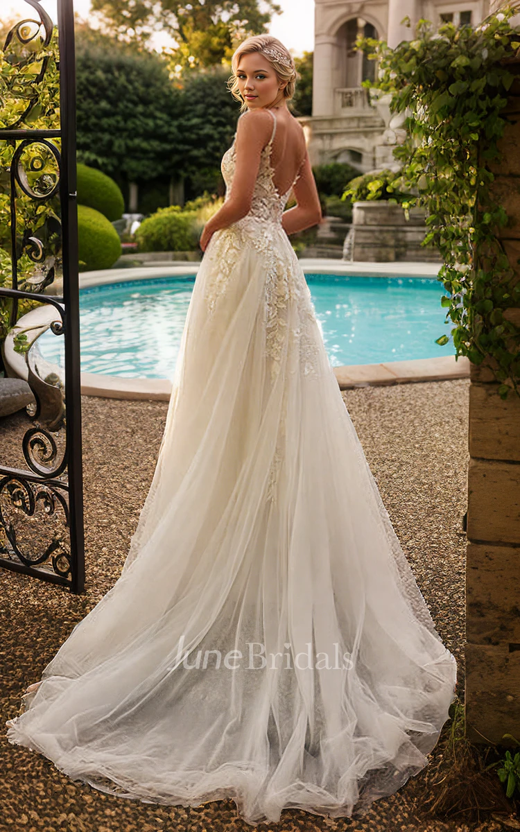 Sexy Elegant Spaghetti Floor-length A-Line Sleeveless Tulle Lace Appliques Wedding Dress Ethereal Romantic Garden Plunging Neckline Backless Bridal Gown with Train