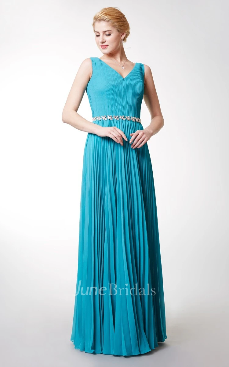 Glamorous Sleeveless V-Neckline Ruced Bodice Stretch Mesh Gown With Beaded Detail
