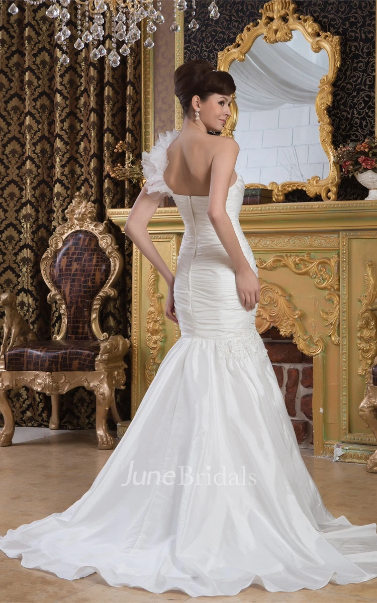 Sweetheart Criss-Cross Column Dress with Appliques and Single Strap