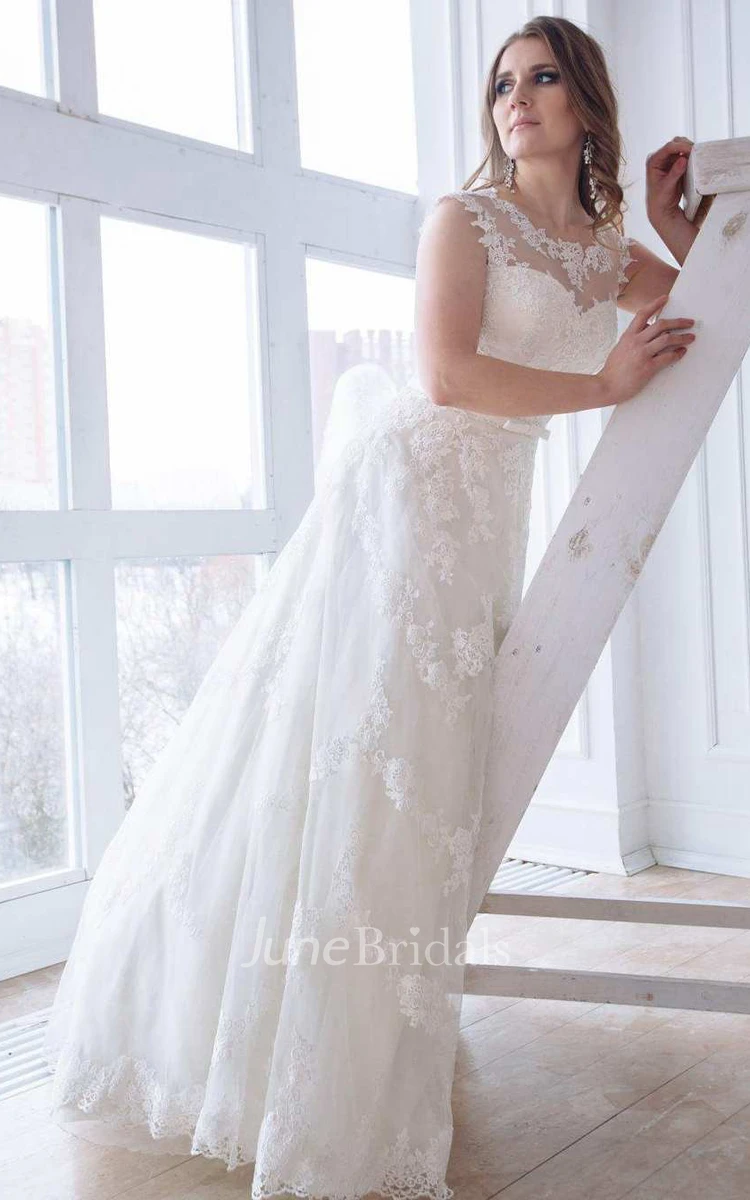 Scoop-Neck Cap-Sleeve A-Line Lace Appliqued Wedding Dress With Keyhole