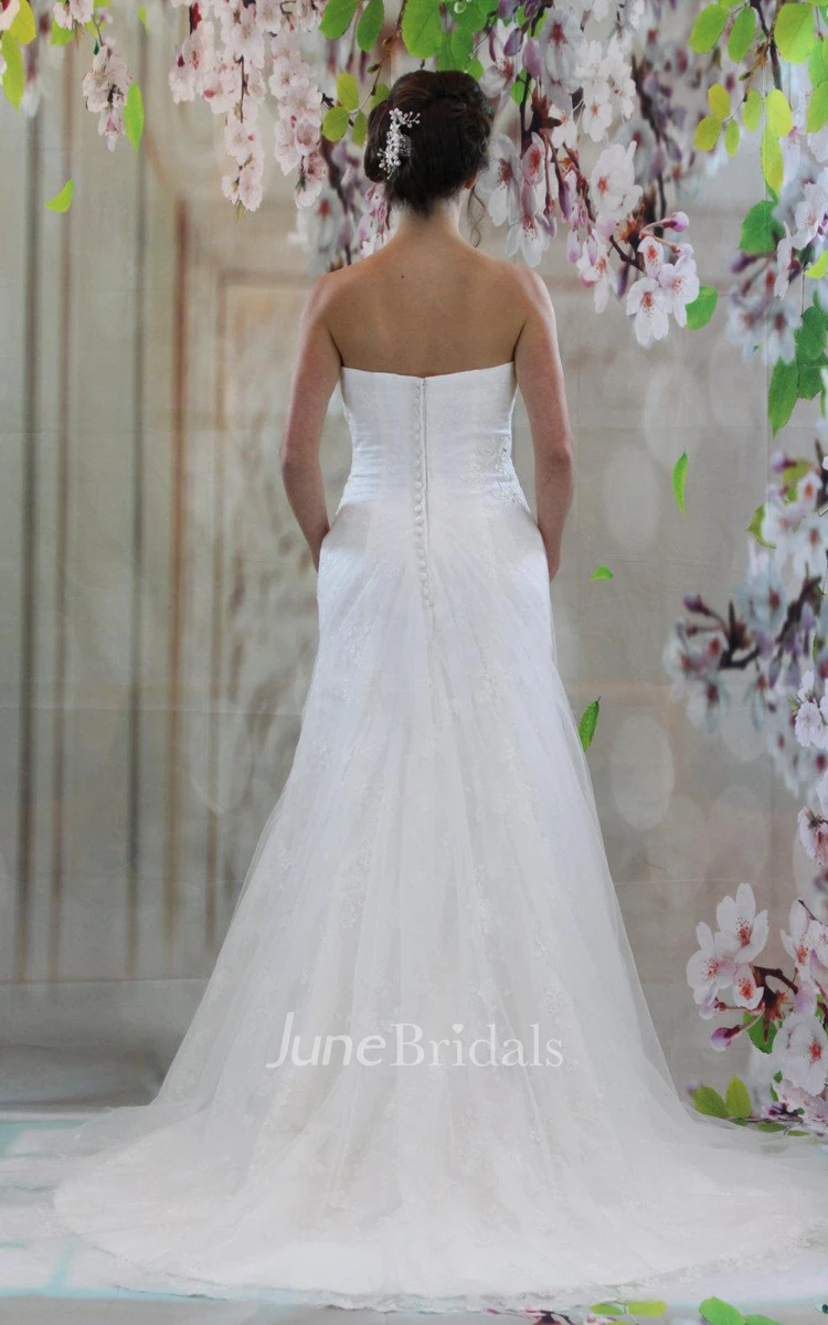 Charming Sweetheart Fit And Flare Lace Wedding White Bridalgown Dress