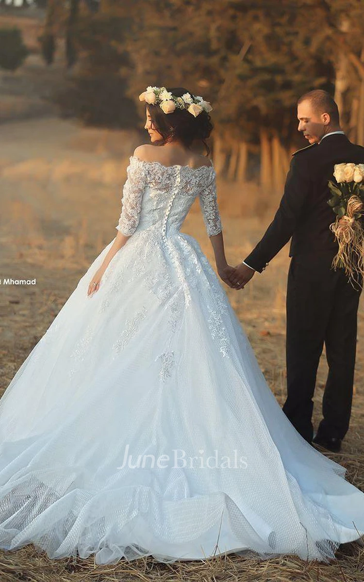 Elegant Tulle Lace Appliques Ball Gown Wedding Dress Half Sleeve