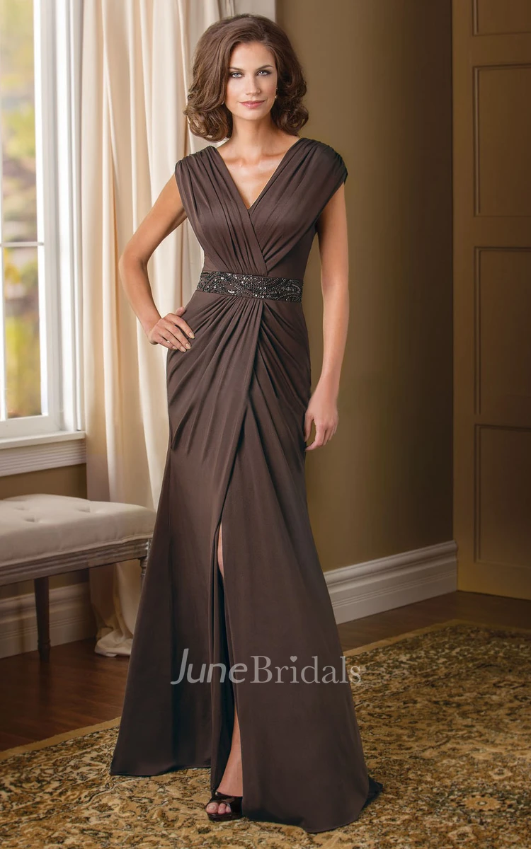 Chocolate Cap-Sleeved V-Neck Mother Of The Bride Dress With Front Slit And Sequins