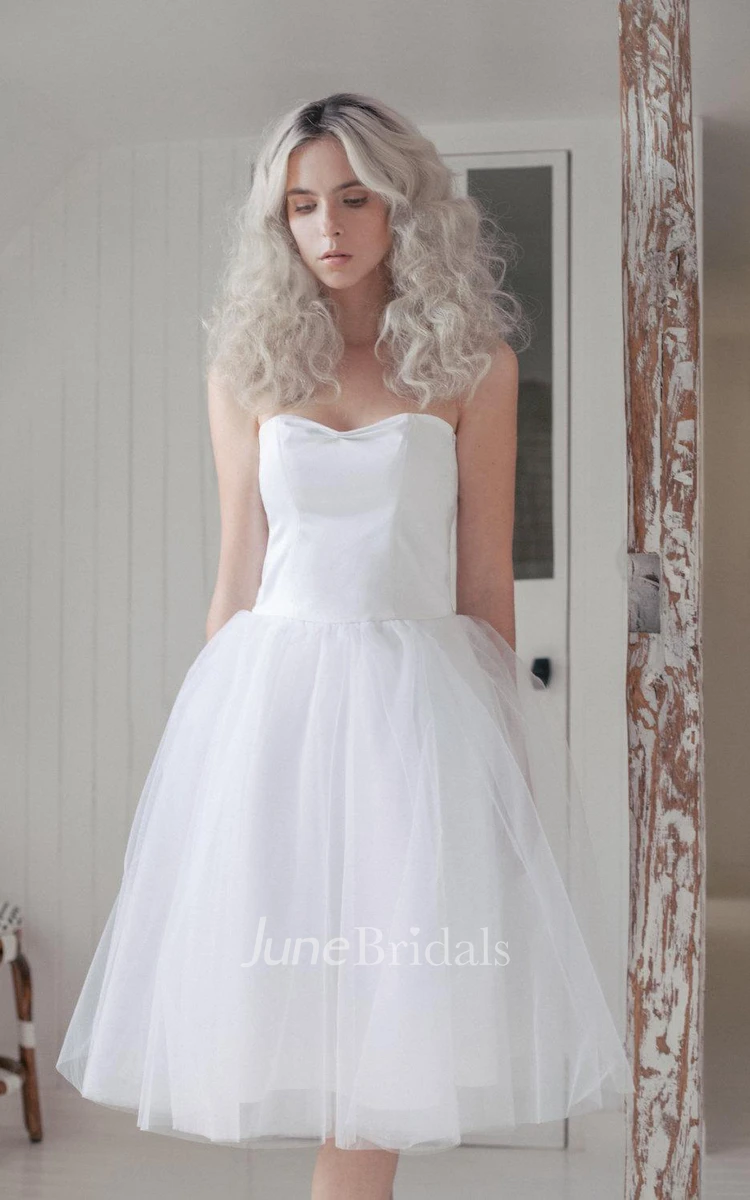 Sweetheart Tea-Length Tulle Wedding Dress With Pleats