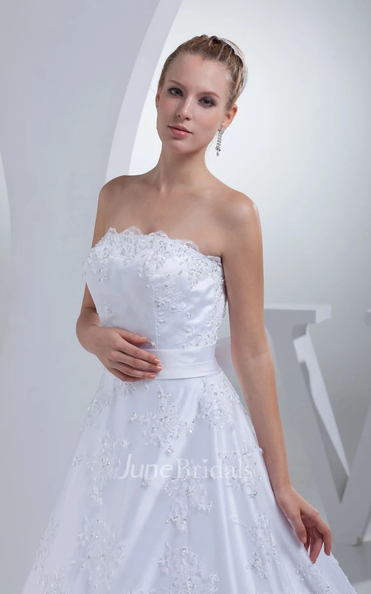 Strapless A-Line Floor-Length Dress With Bow and Appliques