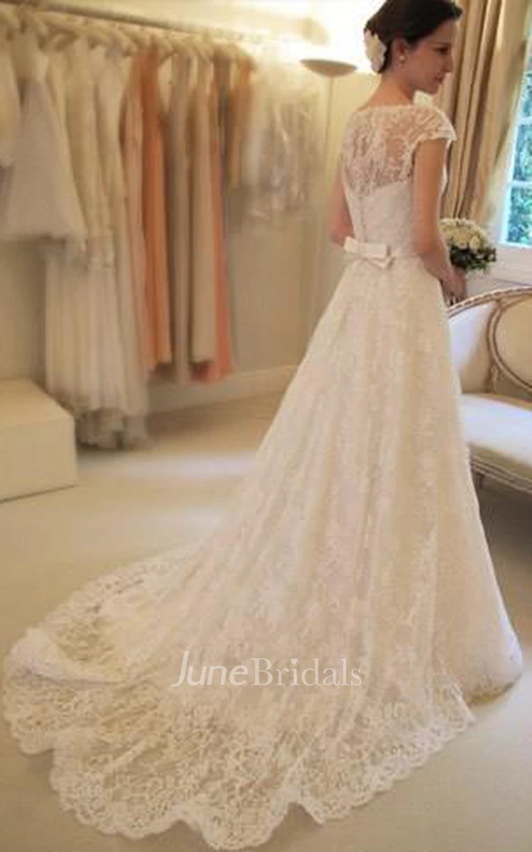 A-Line Princess Sleeveless Bateau Lace Court Train Wedding Dresses
