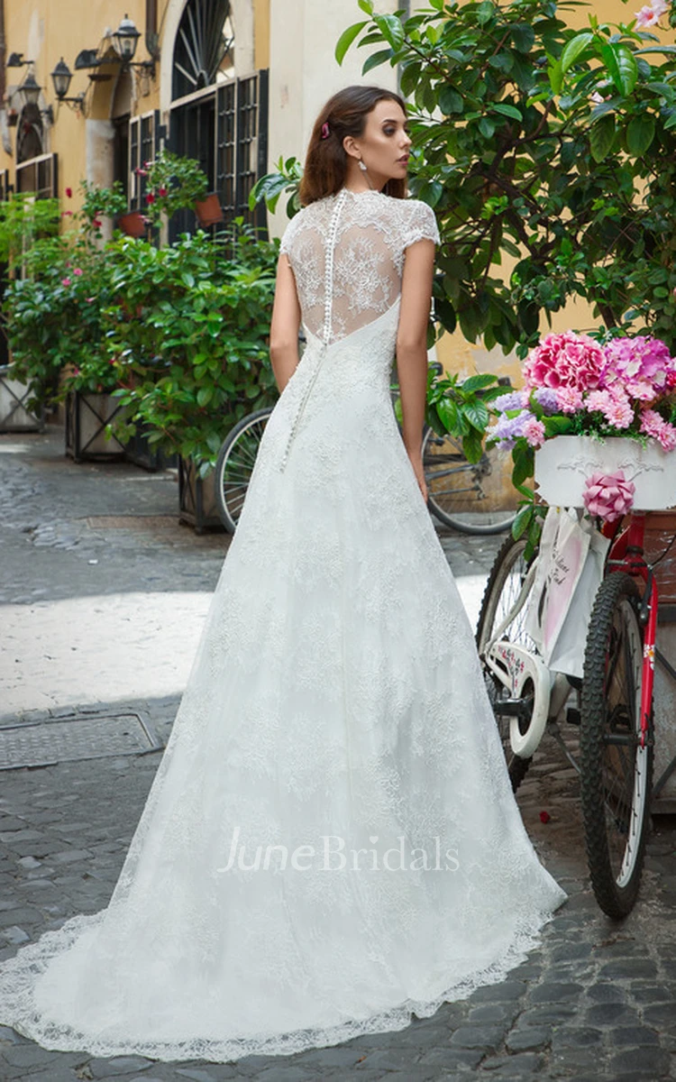 Elegant A Line Scalloped Wedding Dress with Appliques