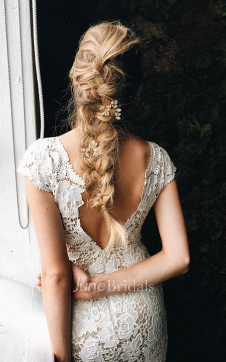 Mermaid V-neck Lace Wedding Dress Simple Casual Sexy Bohemian Summer Beach With Deep-V Back And Sleevesless Appliques