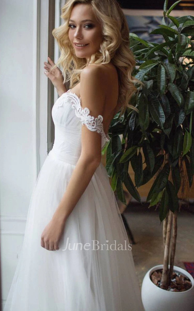 Casual A Line Tulle Off-the-shoulder Sweetheart Sleeveless Wedding Dress with Lace