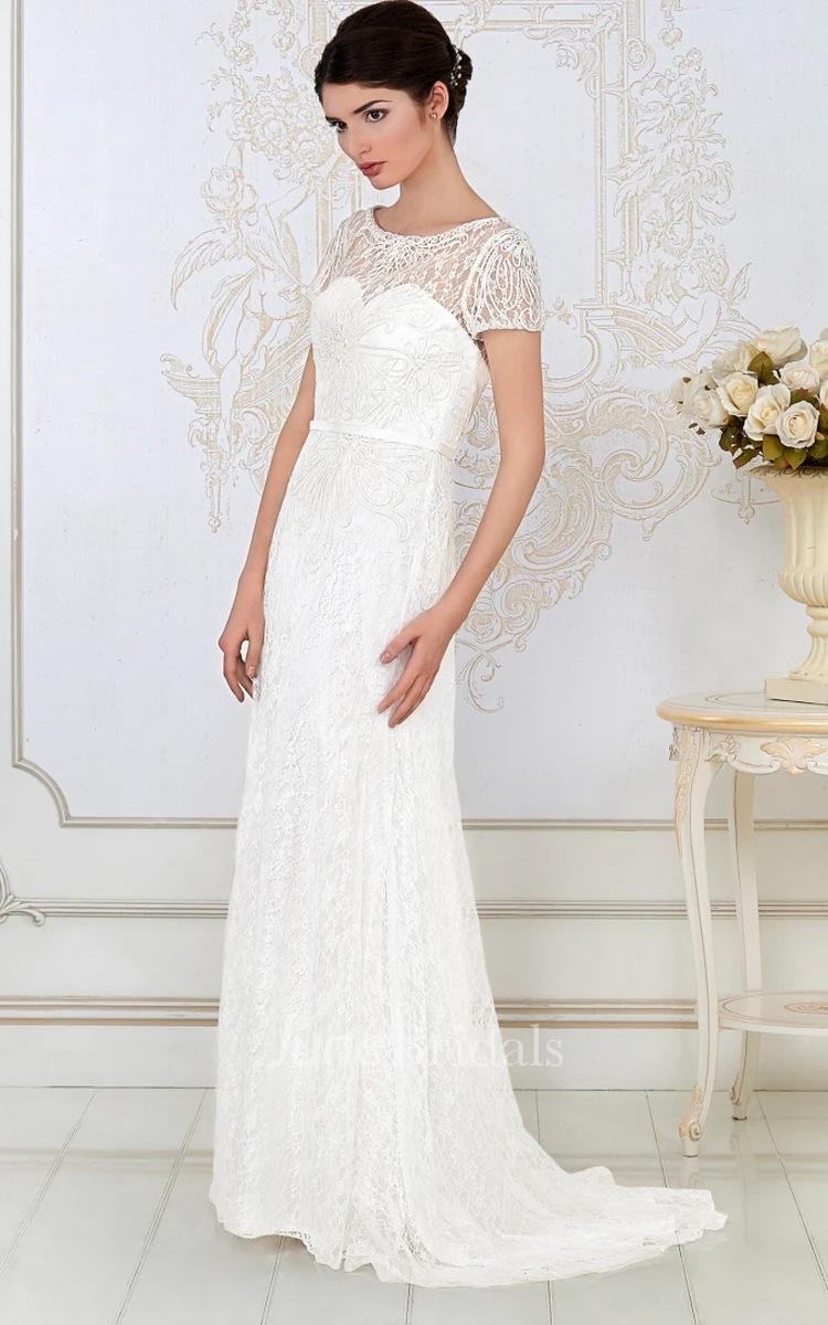 Scoop-neck Short Sleeve long Wedding gown With Beading And Lace