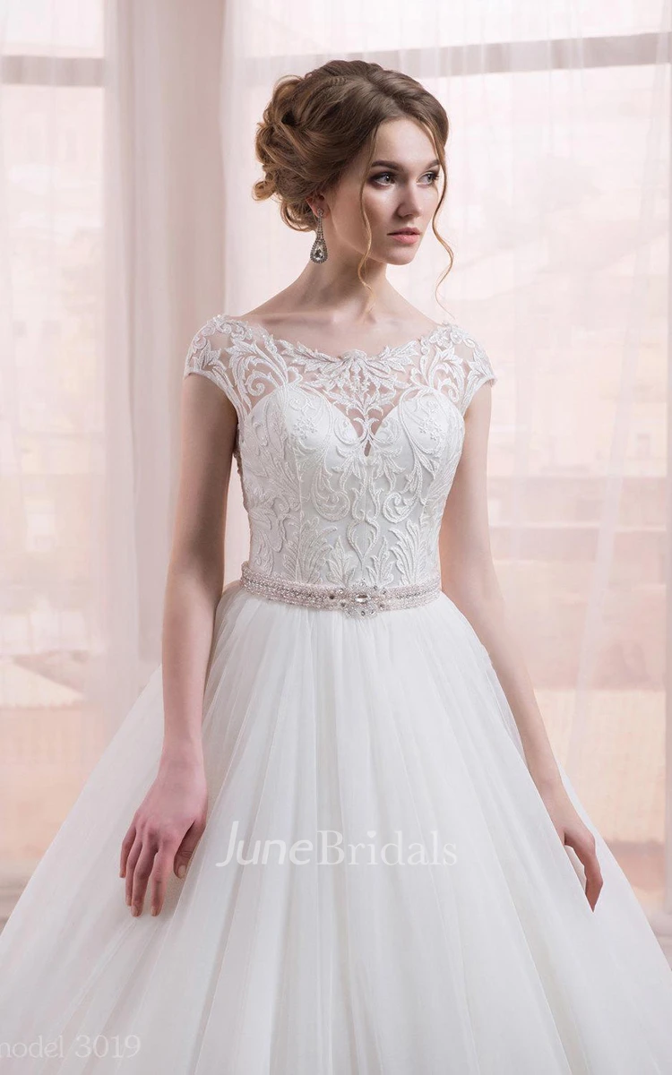 Scoop Neckline Ball Gown Lace Dress With Court Train And Waist Jewellery