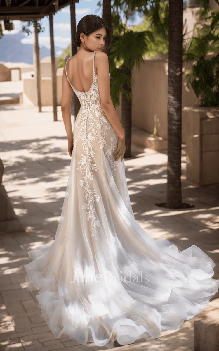 Boho Beach Mermaid Lace V-Neck Sleeveless Wedding Dress Ethereal Spaghetti Straps Backless Bridal Gown