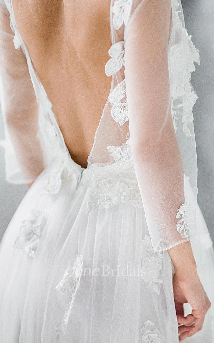 Long Sleeve Tulle Lace Weddig Dress With Beading