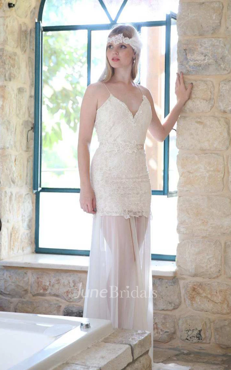 Spaghetti V-Neck Short Tulle Wedding Dress With Lace Appliques