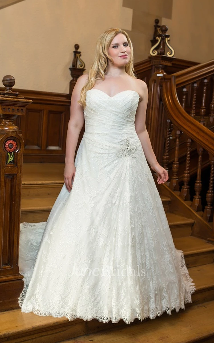 Ball Gown V-Neck Beaded Sleeveless Tulle Plus Size Wedding Dress With Criss  Cross And Lace Up