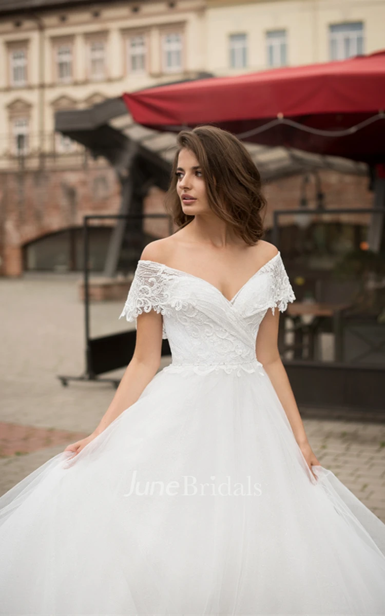 Vintage Ball Gown Sleeveless Tulle Wedding Dress