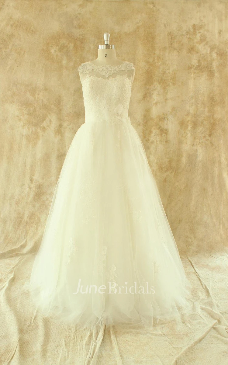 Scalloped Sleeveless A-Line Long Tulle Wedding Dress With Appliques