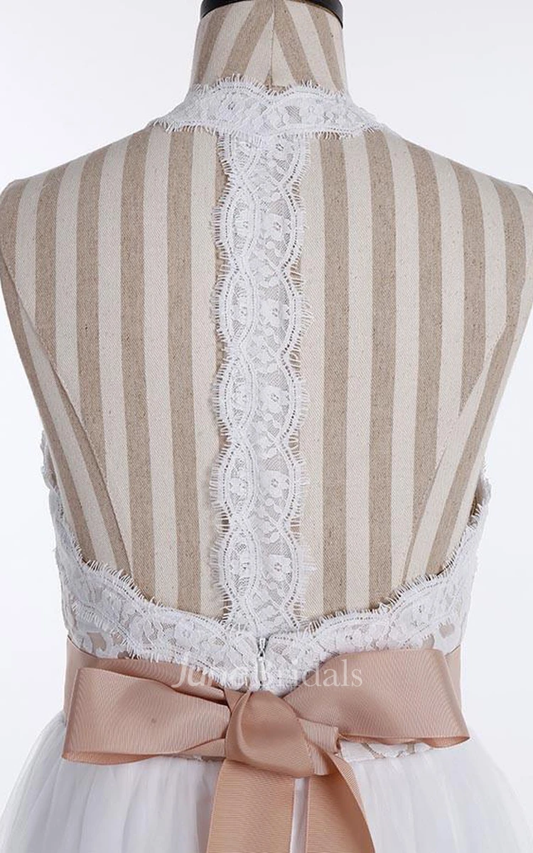 Simple Jewel Sleeveless Floor-length Lace Top Wedding Dress